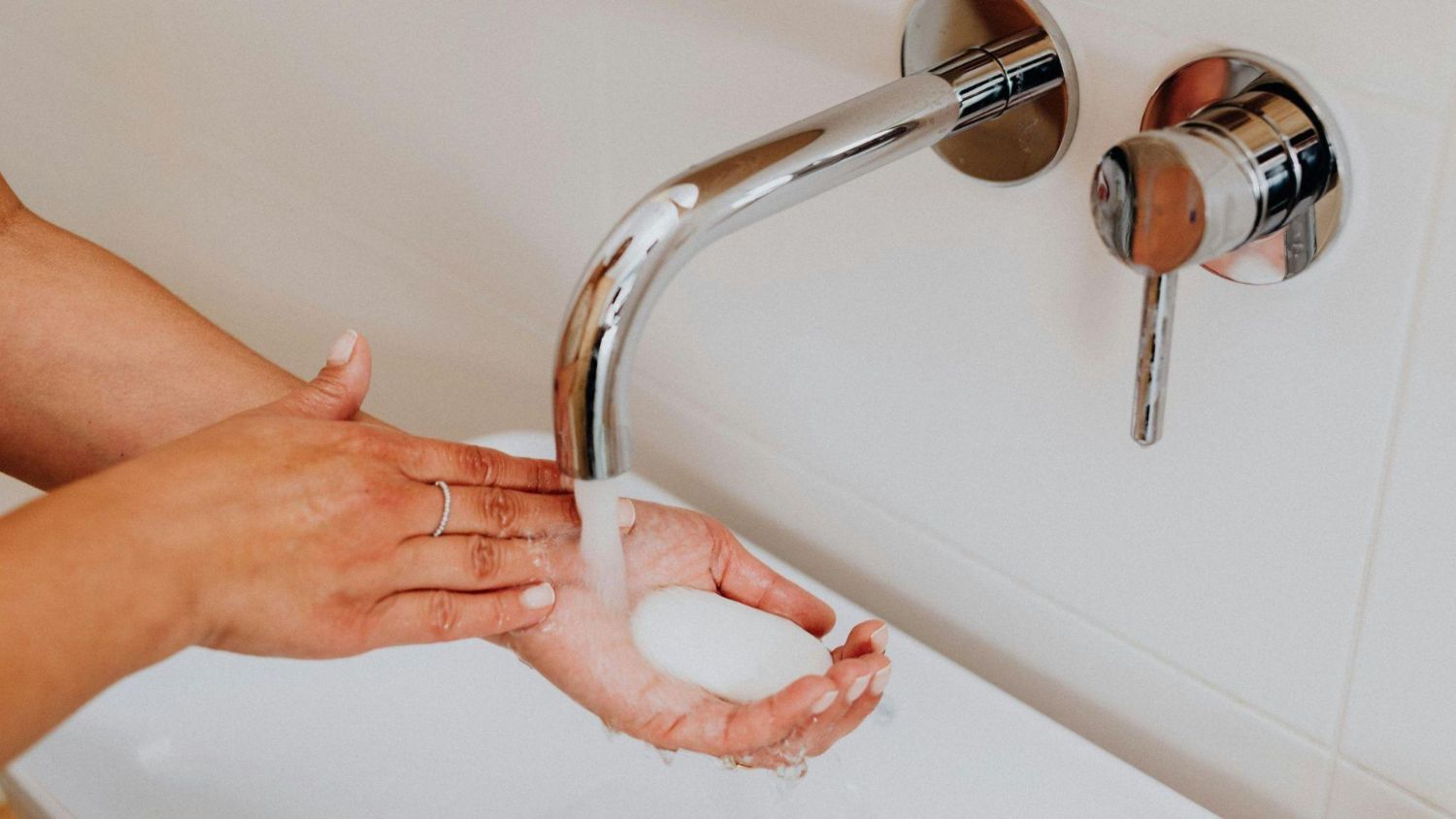 What Are Brass Wash Basin Taps and Where Are They Used?