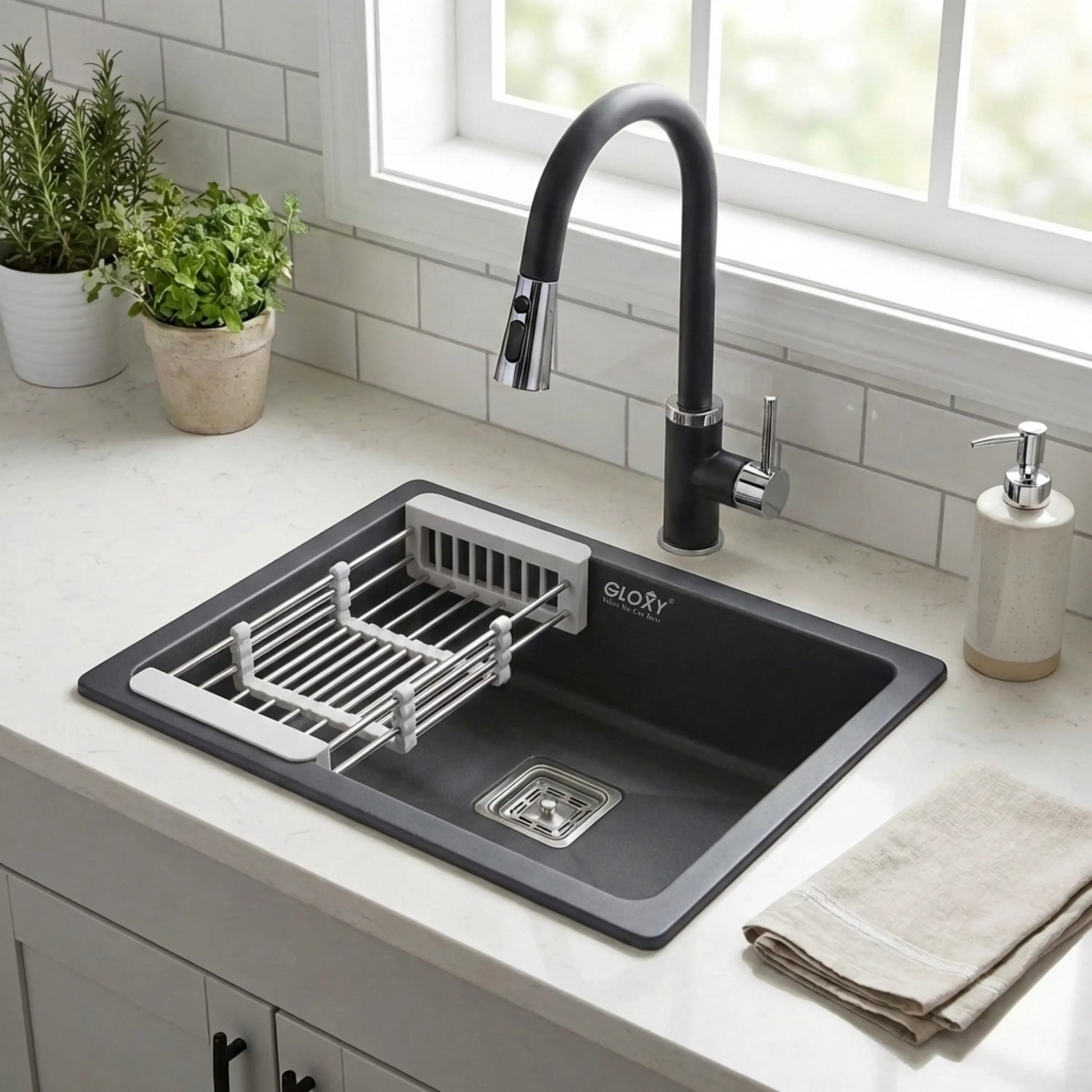 Gloxy Stainless Steel Handmade Single Bowl Quartz Sink For Kitchen 16x18 Inch-Black